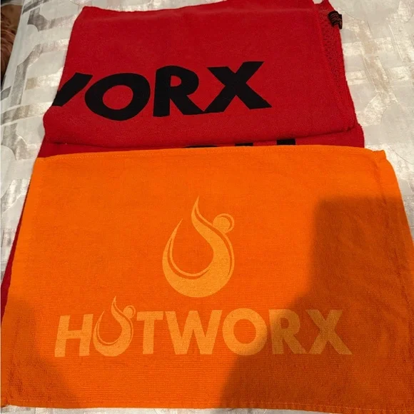 HOTWORX Red and Brown Yoga Mat and Towel Set - Picture 3 of 5